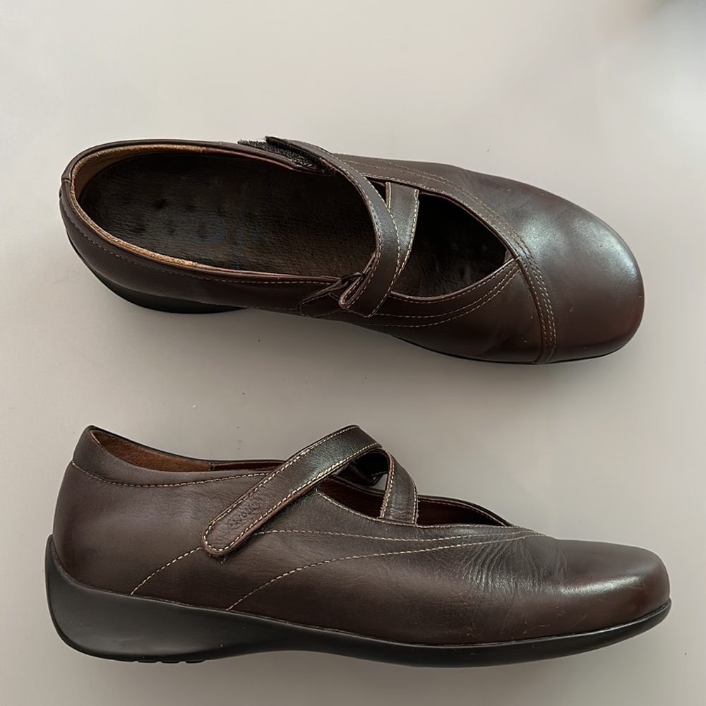 Wolky  Passion flat Velcro z strap leather comfort shoe Mary Jane  style